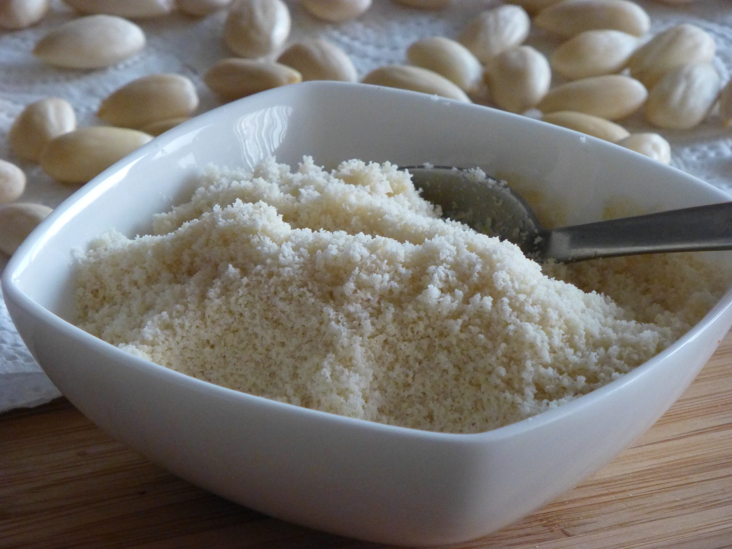 How to Make Almond Flour at Home